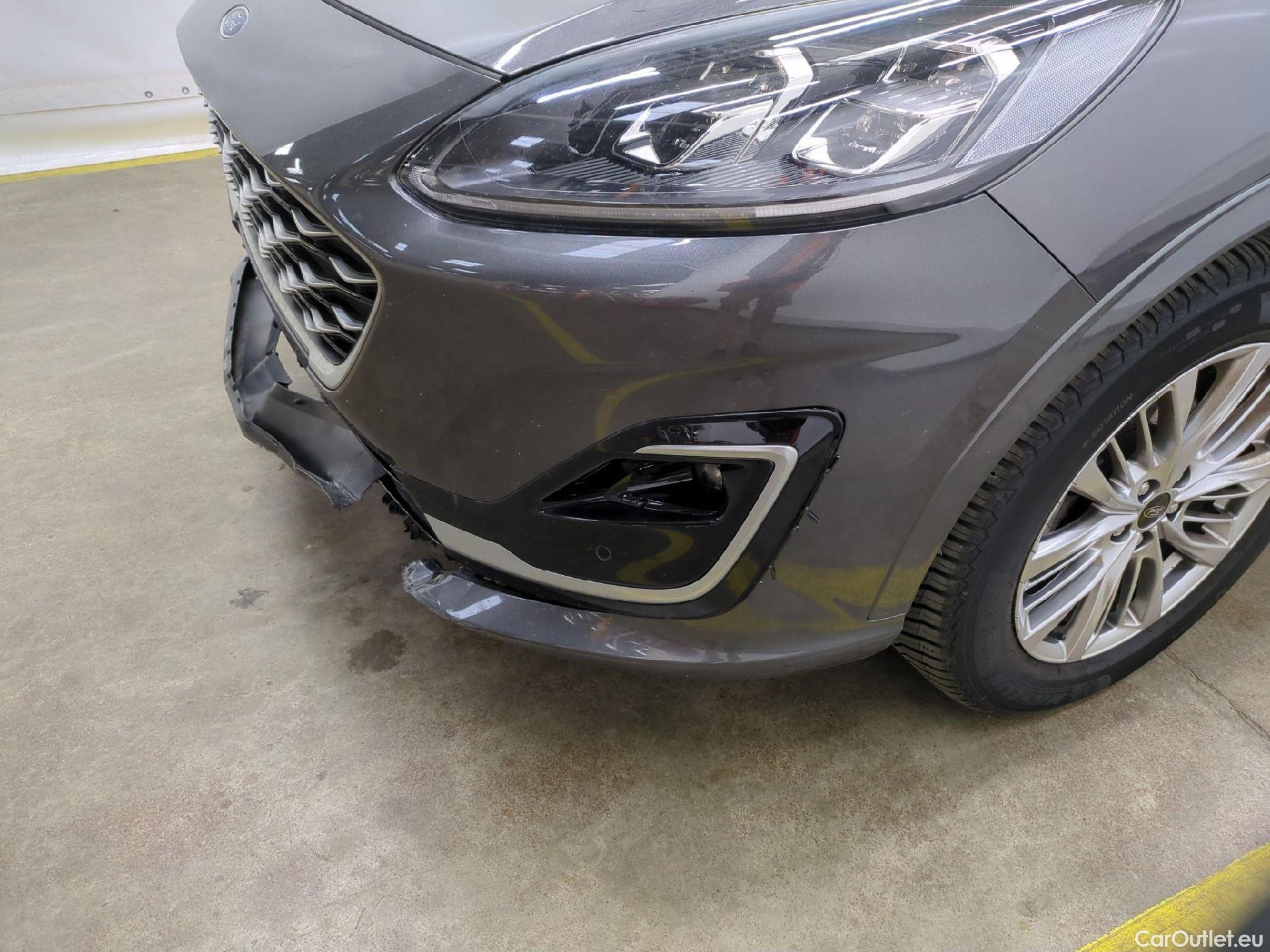  Ford  Kuga FORD  / 2019 / 5P / SUV 2.5 190 hybrid Flexifuel Pshift Vignale #21