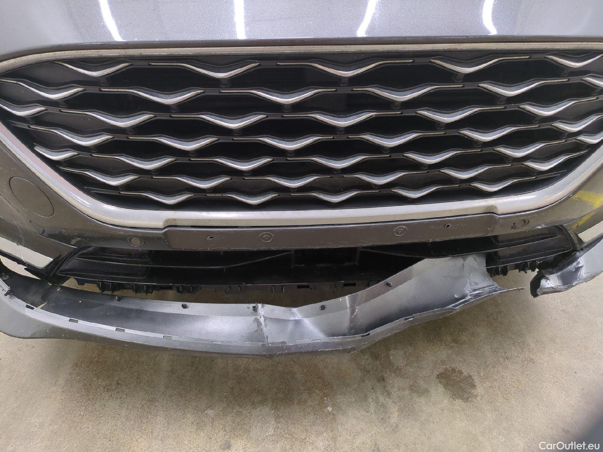  Ford  Kuga FORD  / 2019 / 5P / SUV 2.5 190 hybrid Flexifuel Pshift Vignale #14
