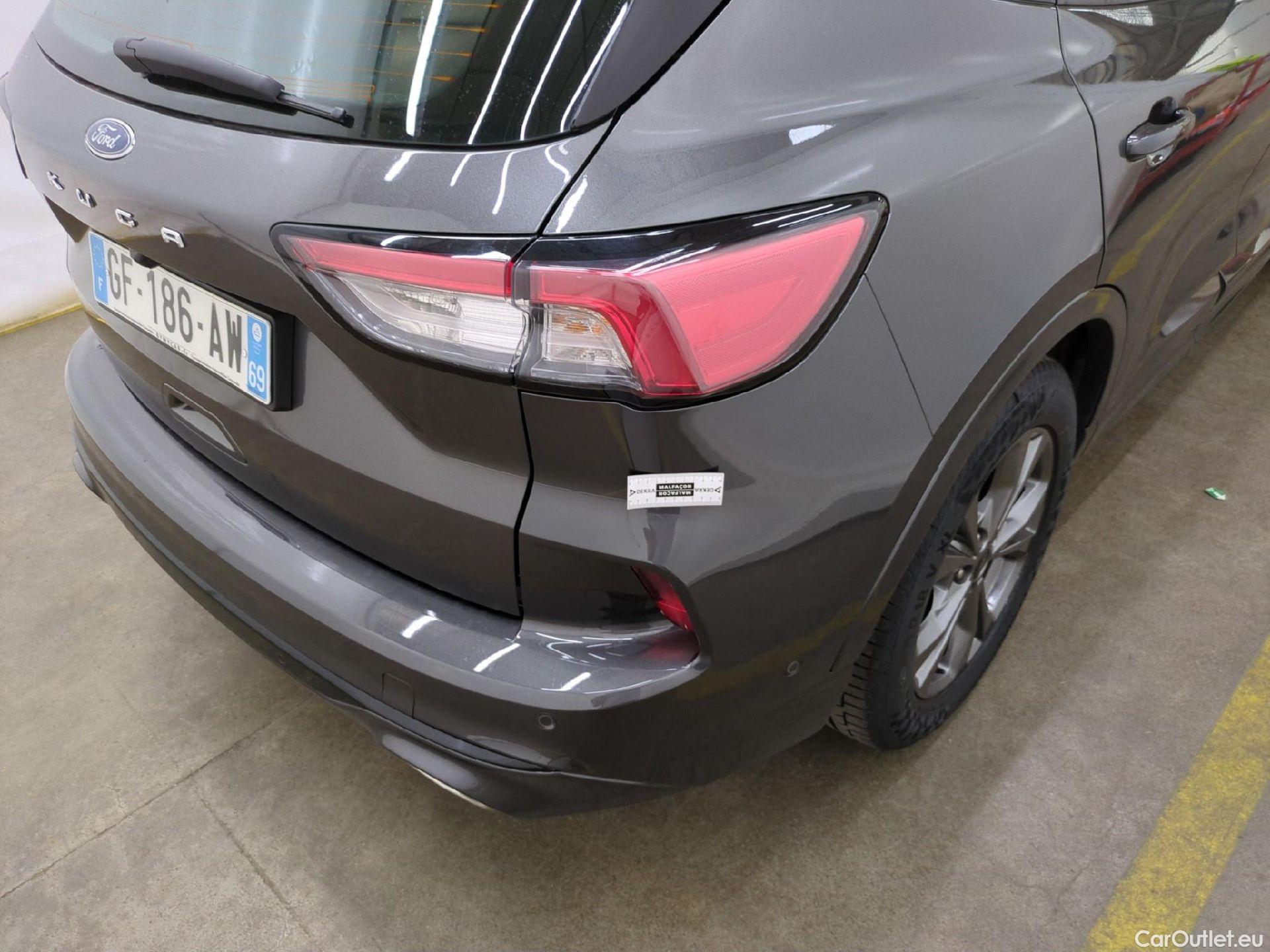  Ford  Kuga FORD  / 2019 / 5P / SUV 1.5 EcoBlue 120 Powershit St-Line Busin #50