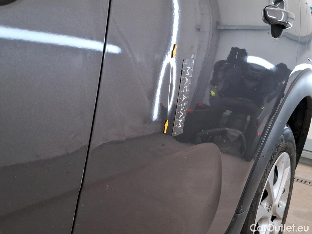  Citroen  C3  Feel Business 1.5 BlueHDI 100CV BVM5 E6dT #2