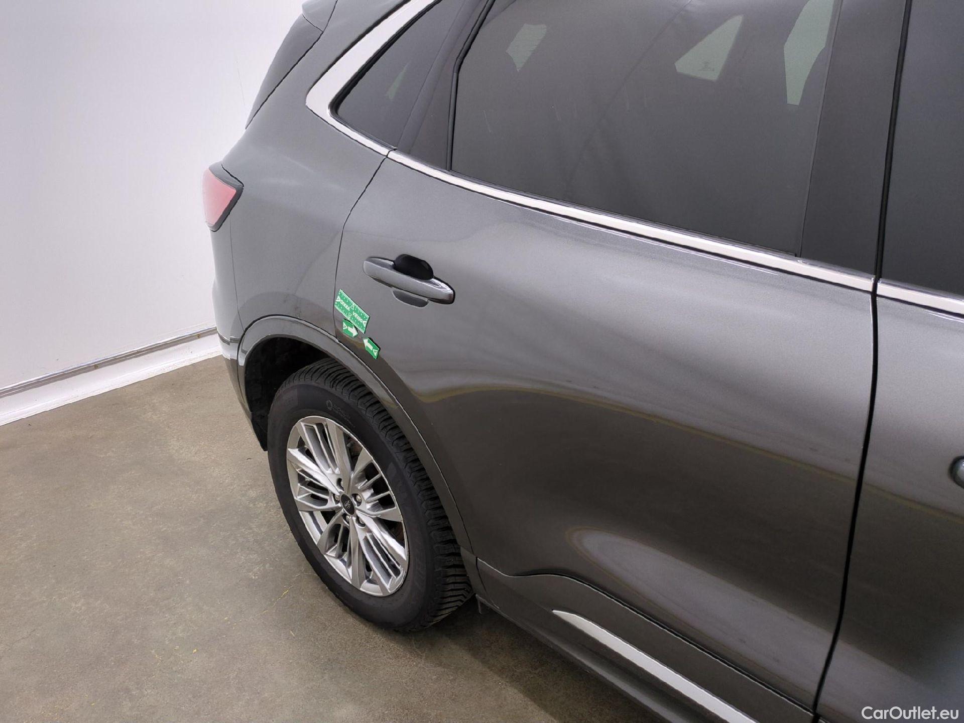  Ford  Kuga FORD  / 2019 / 5P / SUV 2.5 190 hybrid Flexifuel Pshift Vignale #49