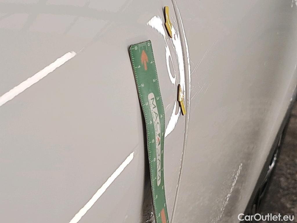  Citroen  C4  Berline Feel Pack 1.5 BlueHDI 130CV BVA8 E6d #2