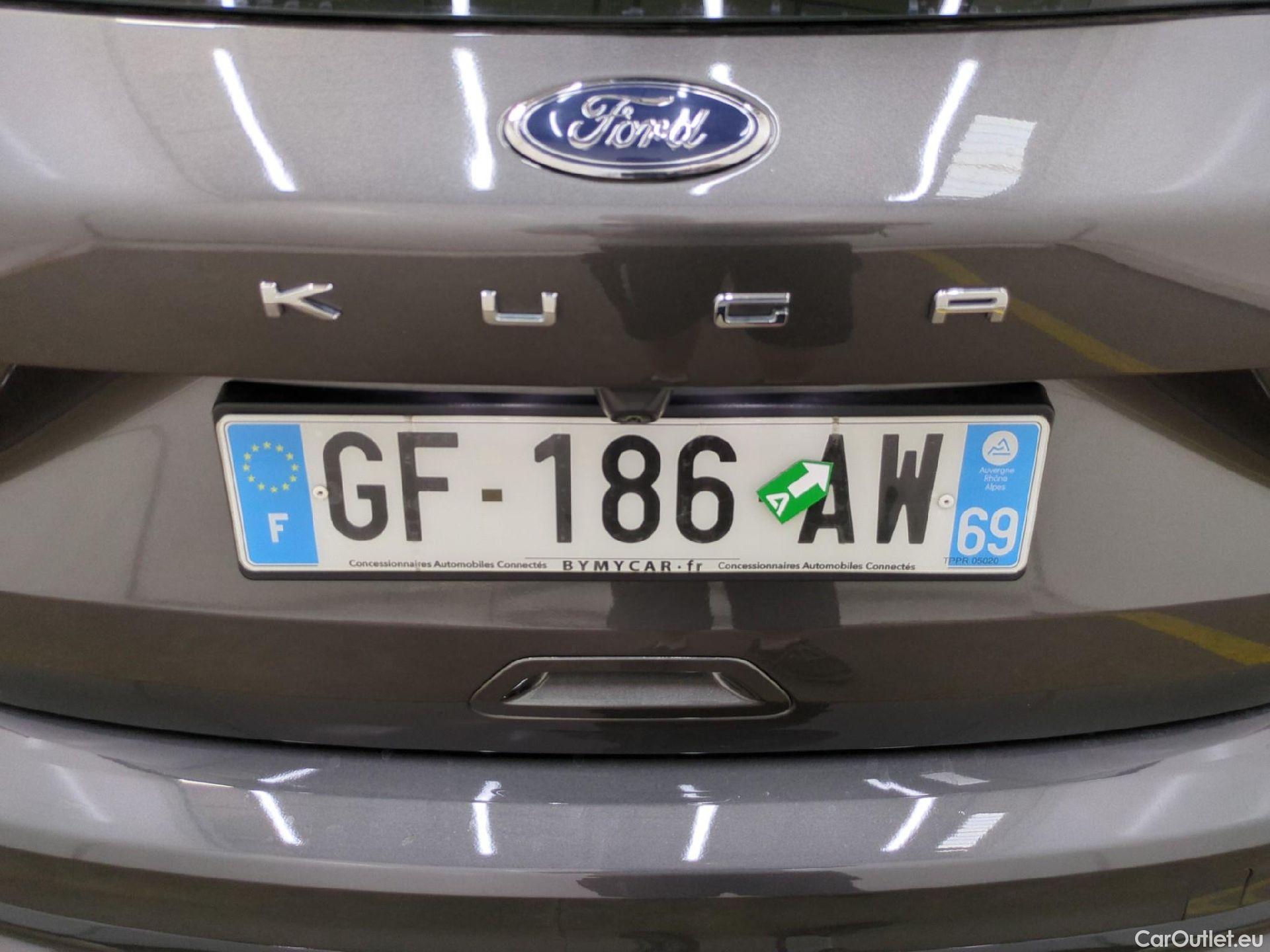  Ford  Kuga FORD  / 2019 / 5P / SUV 1.5 EcoBlue 120 Powershit St-Line Busin #21