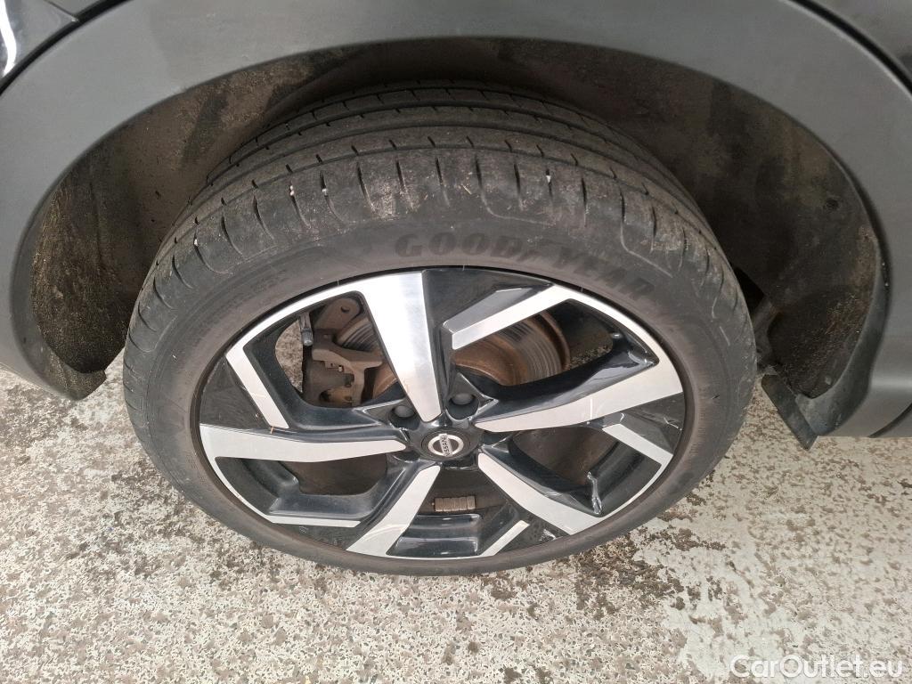  Nissan  Qashqai NISSAN  / 2017 / 5P / Crossover 1.3 DIG-T 160 DCT Tekna #6