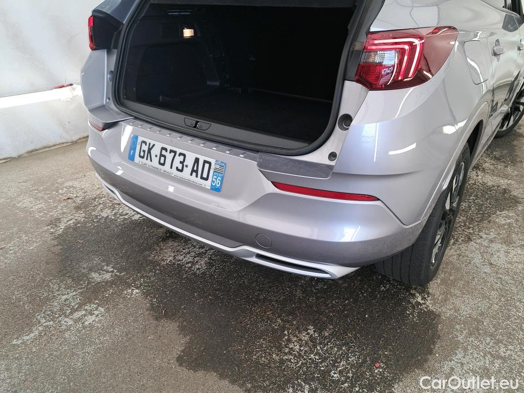  Opel   Grandland X Grandland X Elegance Business 1.5 130CV BVA8 E6d #1