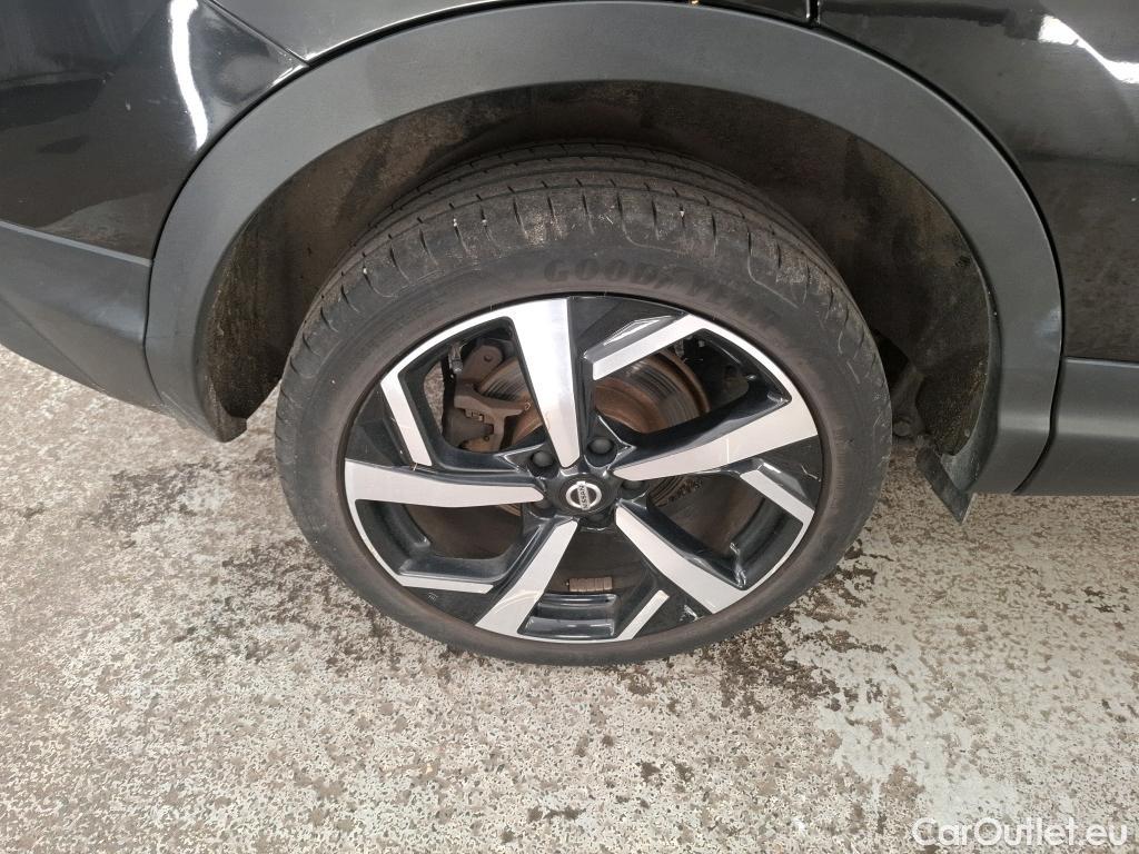  Nissan  Qashqai NISSAN  / 2017 / 5P / Crossover 1.3 DIG-T 160 DCT Tekna #39
