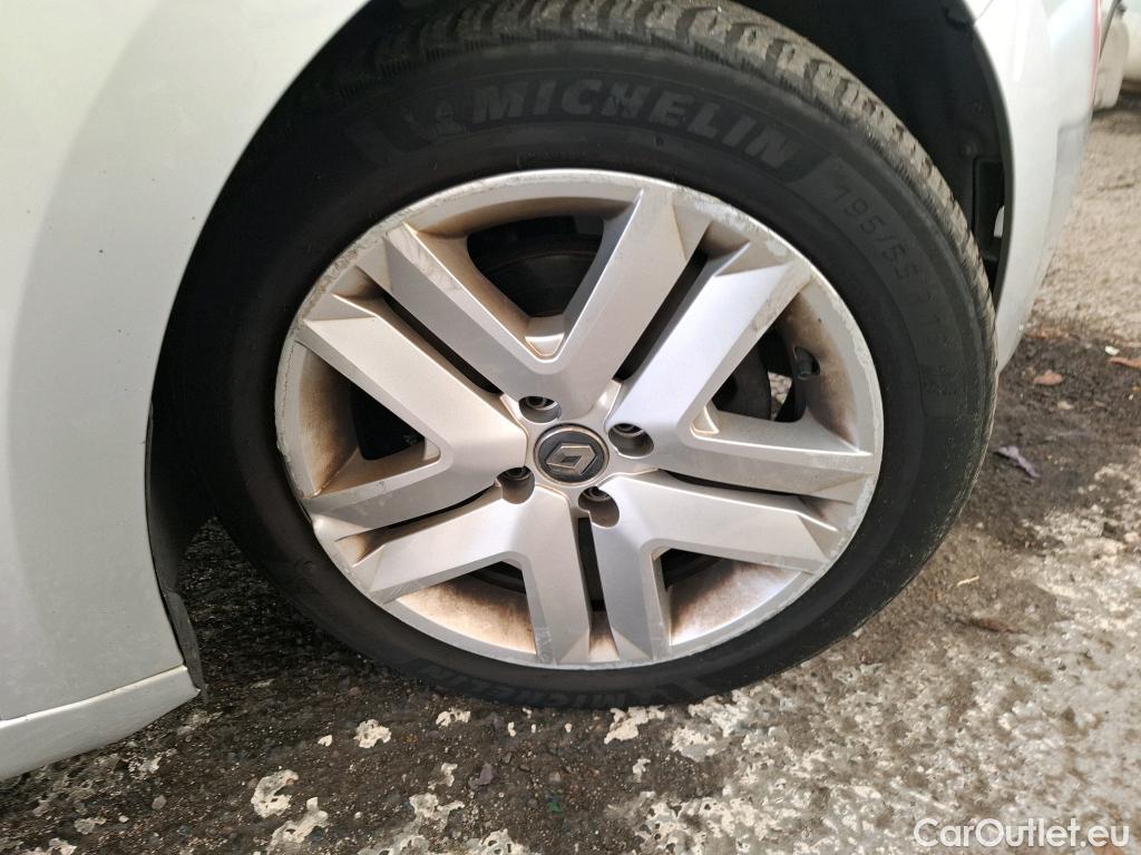  Renault  Clio  V Zen 1.5 dCi 85CV BVM6 E6dT #34