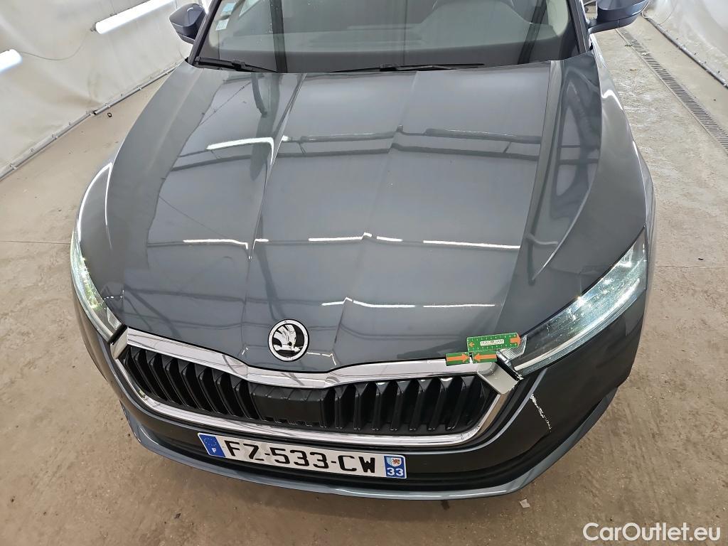 Skoda  Octavia SKODA  Combi / 2020 / 5P / Break 2.0 TDI 116 BVM6 Business #25