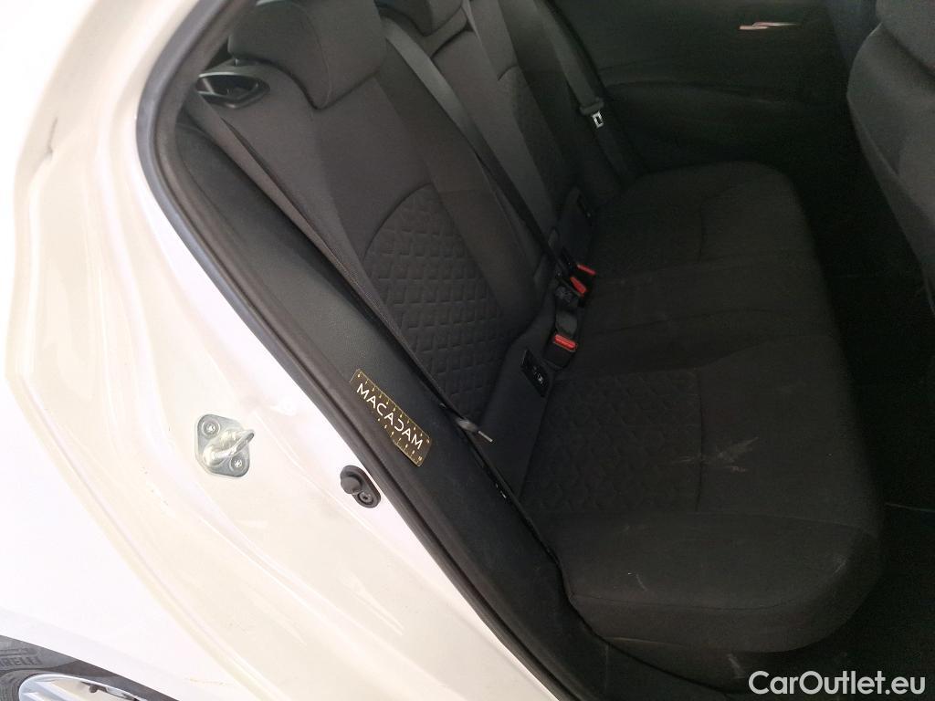  Toyota  Corolla TOYOTA  / 2018 / 5P / Berline Hybride 122h Dynamic Business Stage Acad #22