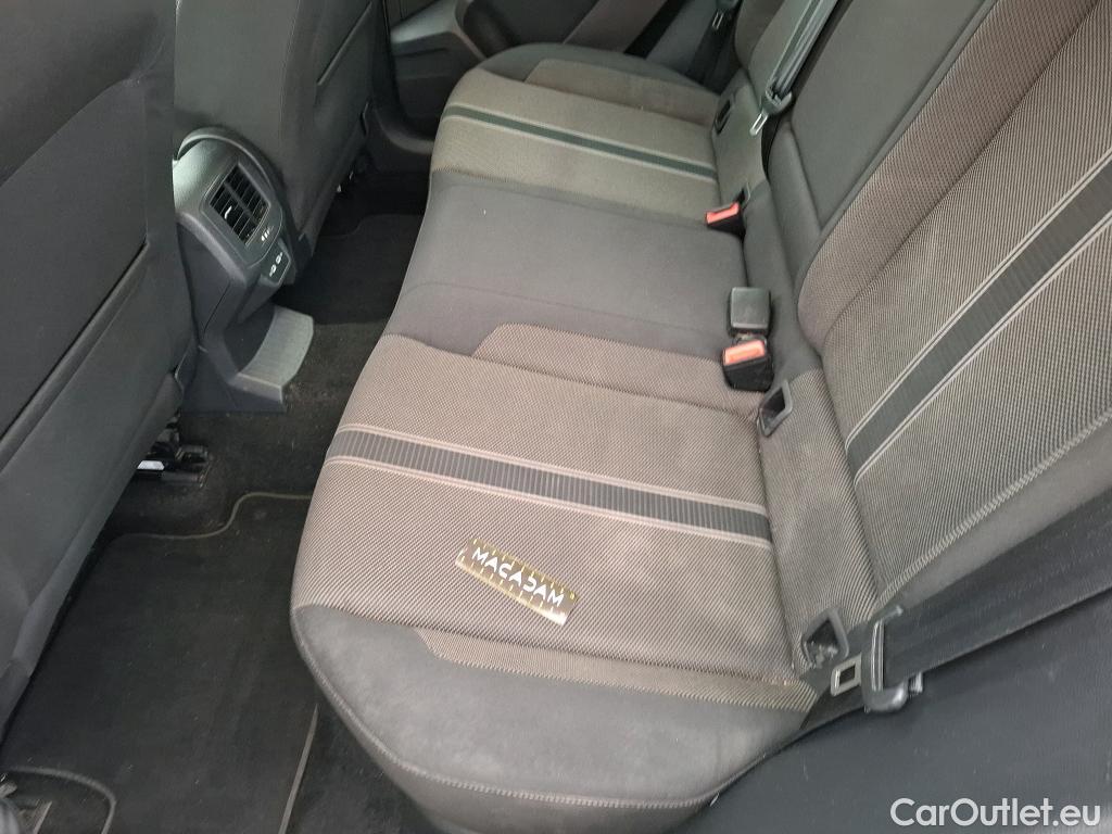  Volkswagen  T-ROC VOLKSWAGEN  / 2017 / 5P / SUV 2.0 TDI 150 LOUNGE BUSINESS DSG7 #35