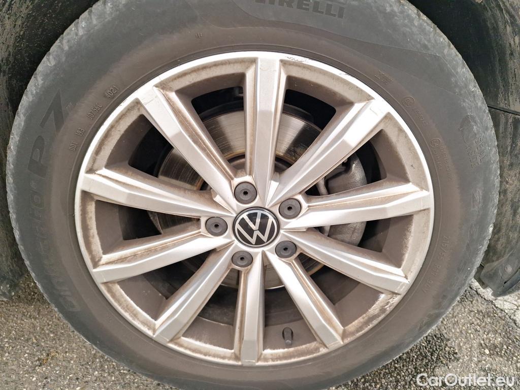  Volkswagen  Passat VOLKSWAGEN  SW / 2019 / 5P / Break 2.0 TDI 150 SCR DSG7 SW LOUNGE #25
