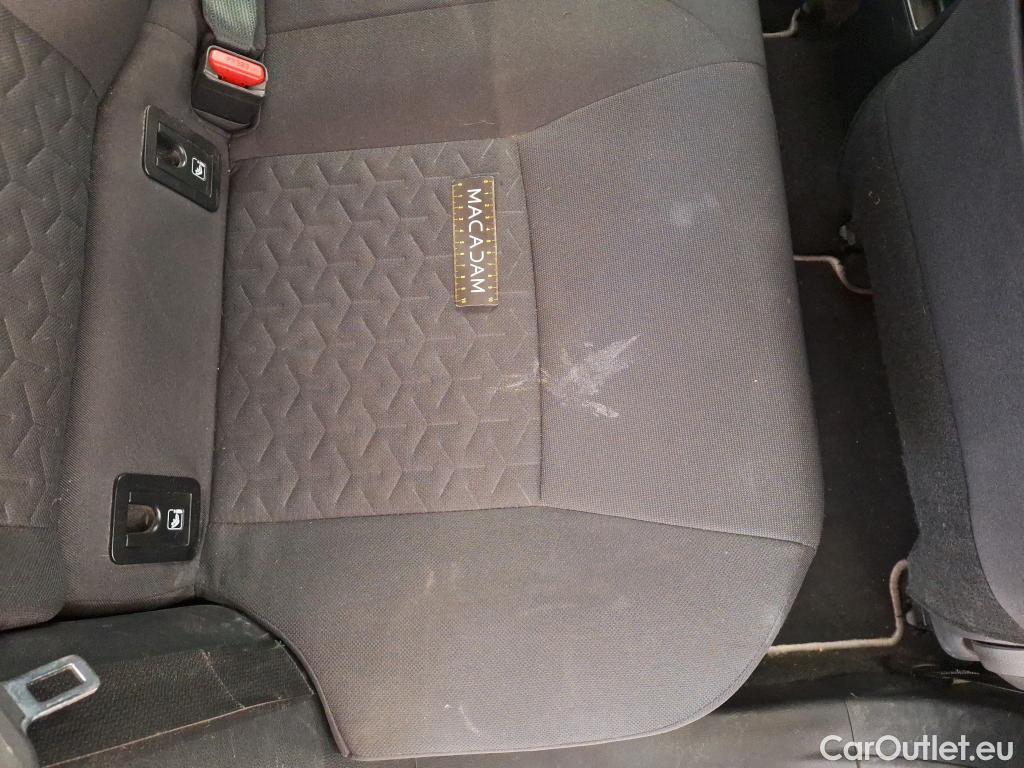  Toyota  Corolla TOYOTA  / 2018 / 5P / Berline Hybride 122h Dynamic Business Stage Acad #20