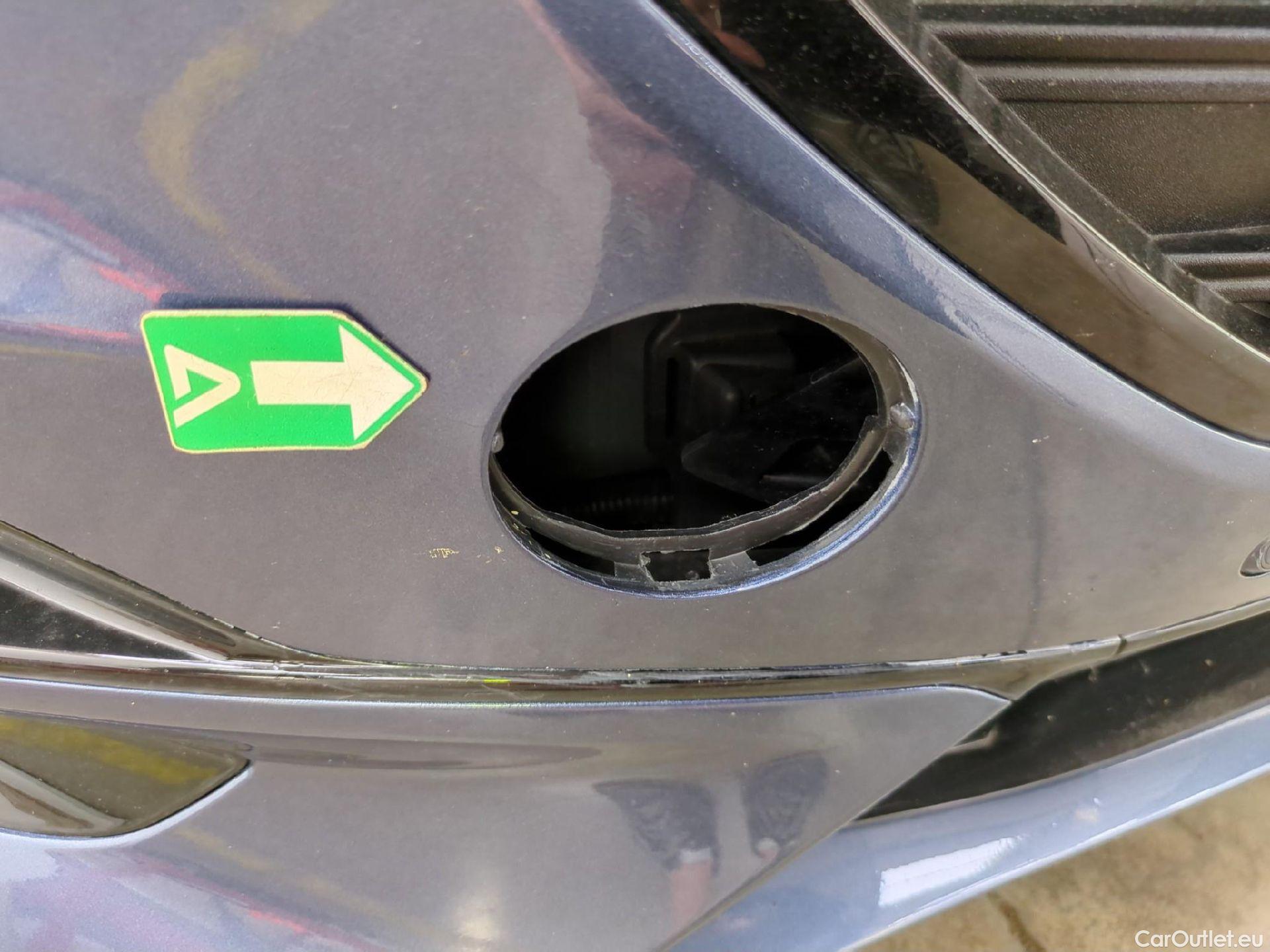  Ford  Kuga  ST-Line X Plug-In Hybrid 2.5 225CV BVA1 E6dT #17