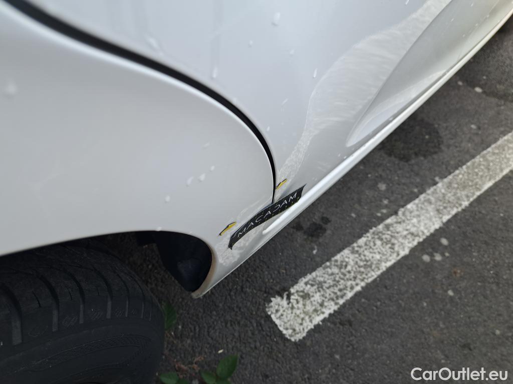  Citroen  C3  Live 1.2 PureTech 70CV BVM5 E6dT #8