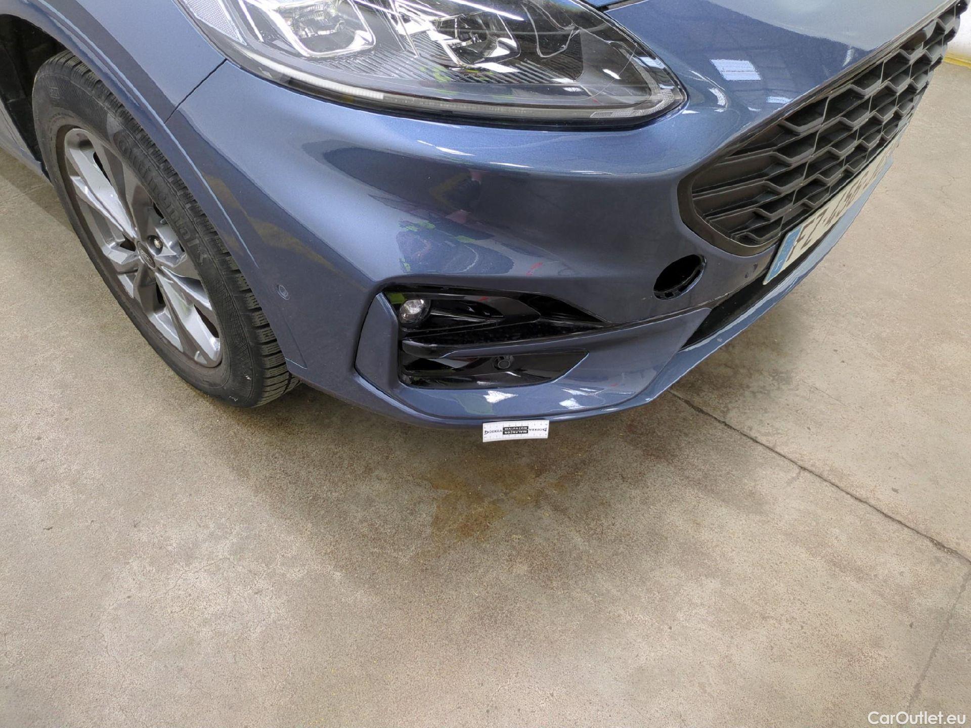  Ford  Kuga  ST-Line X Plug-In Hybrid 2.5 225CV BVA1 E6dT #43