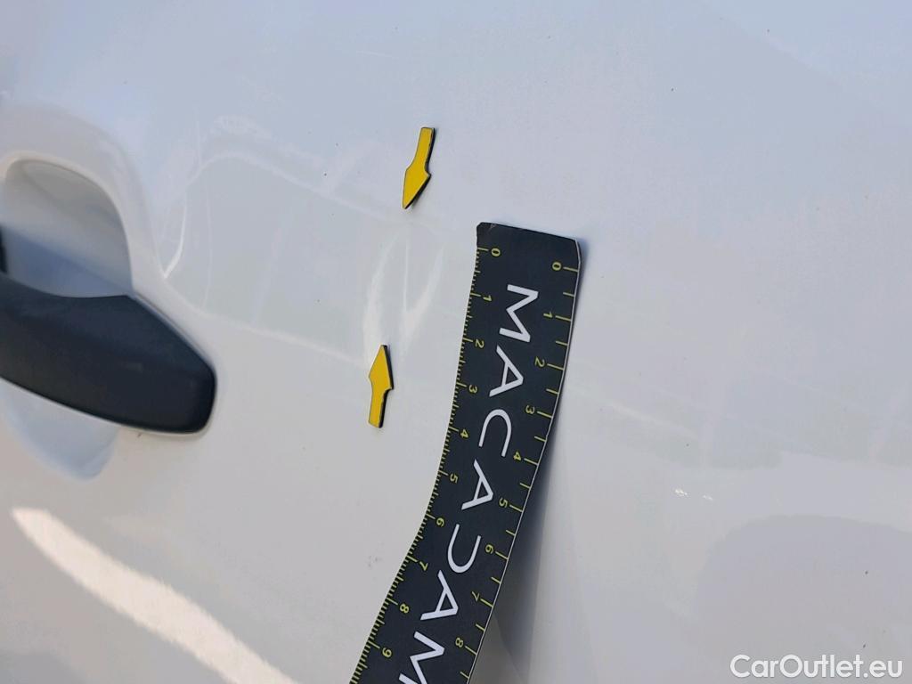  Citroen  C3  Live 1.2 PureTech 70CV BVM5 E6dT #38