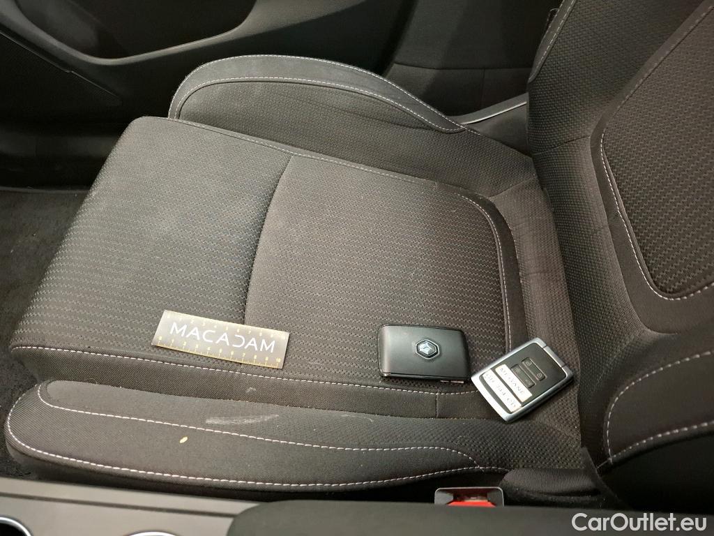  Renault  Megane  IV Business 1.0 TCe 115CV BVM6 E6d / VO RECONDITIONNE - PHOTOS AVANT RECONDITIONNEMENT #4