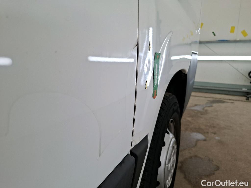  Peugeot  Boxer PEUGEOT  VU 4p Fourgon BLUEHDI 110 PREMIUM 330 L1H2 #19