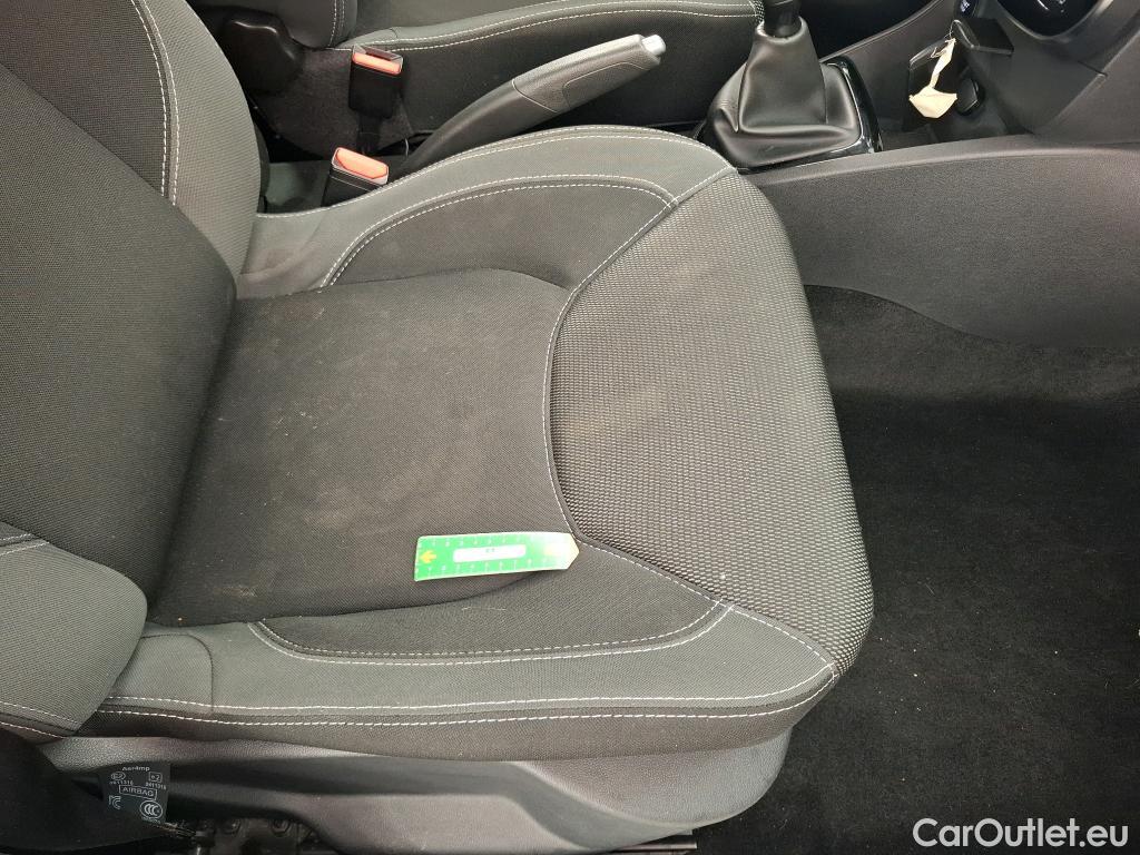  Renault  Clio  IV Air MediaNav 1.5 dCi 75CV BVM5 E6 #10