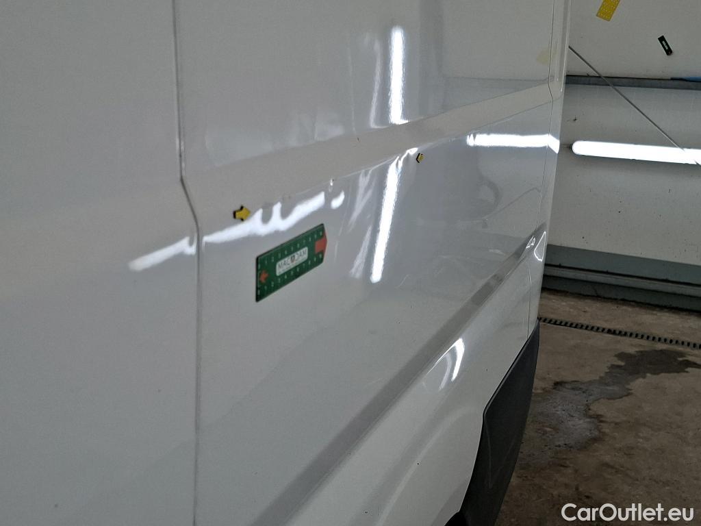  Peugeot  Boxer PEUGEOT  VU 4p Fourgon 2.0 BLUEHDI 110 PREMIUM 330 L1H1 #2