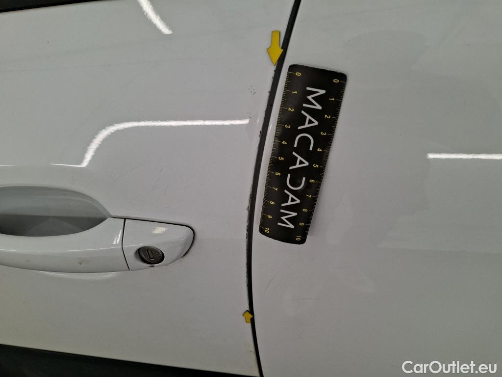  Citroen  C3  Société Feel Nav 1.2 PureTech 80CV BVM5 E6 #10