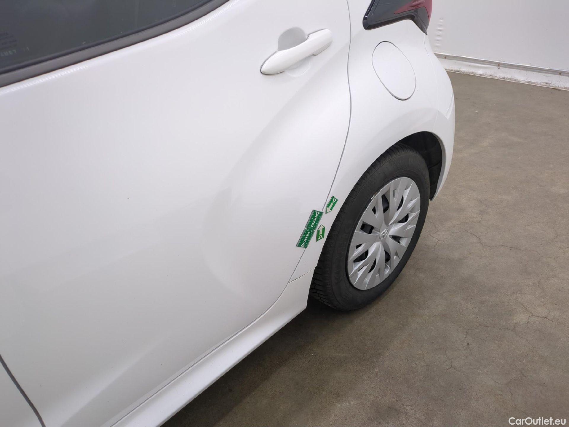  Toyota  Yaris TOYOTA  Hybride / 2019 / 5P / Berline Hybride 116h France Business Stage Acad #8