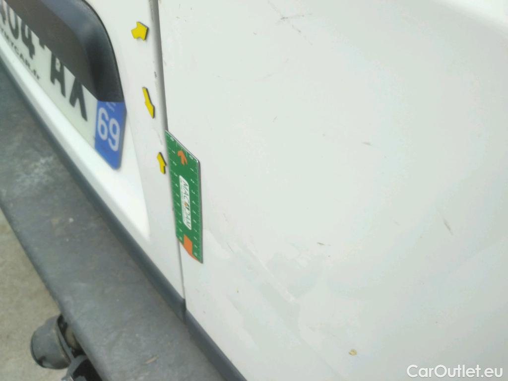  Volkswagen  Crafter VOLKSWAGEN  / 2017 / 4P / Fourgon tôlé 2.0 TDI 140 35 L4H3 Procab Business Line #82