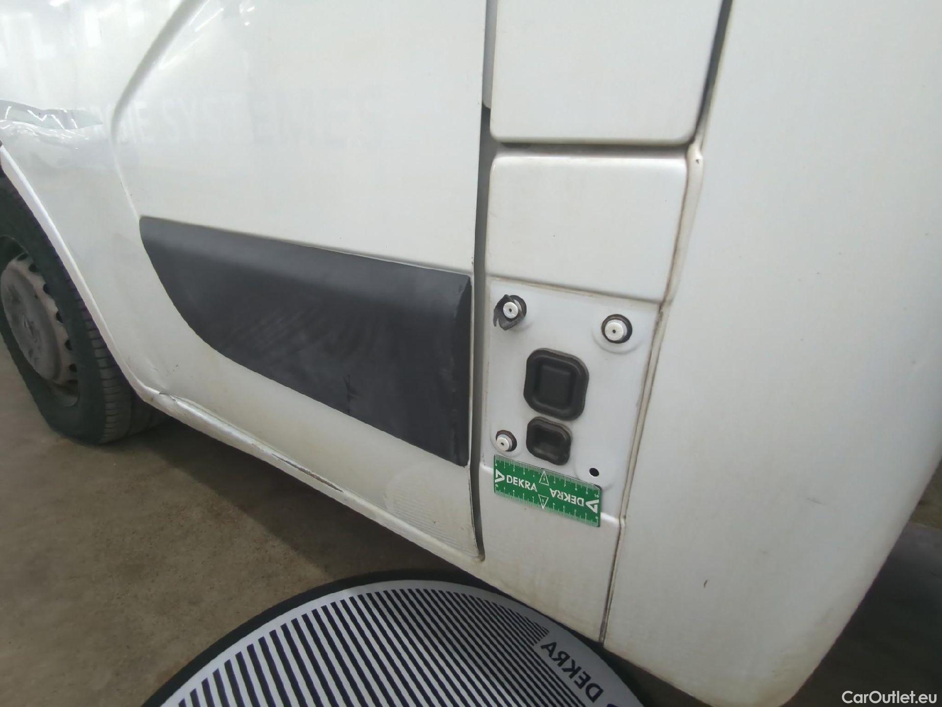  Renault  Master  Chassis Cabine L3H1 3 5t 2.3 dCi 130CV E6 #56