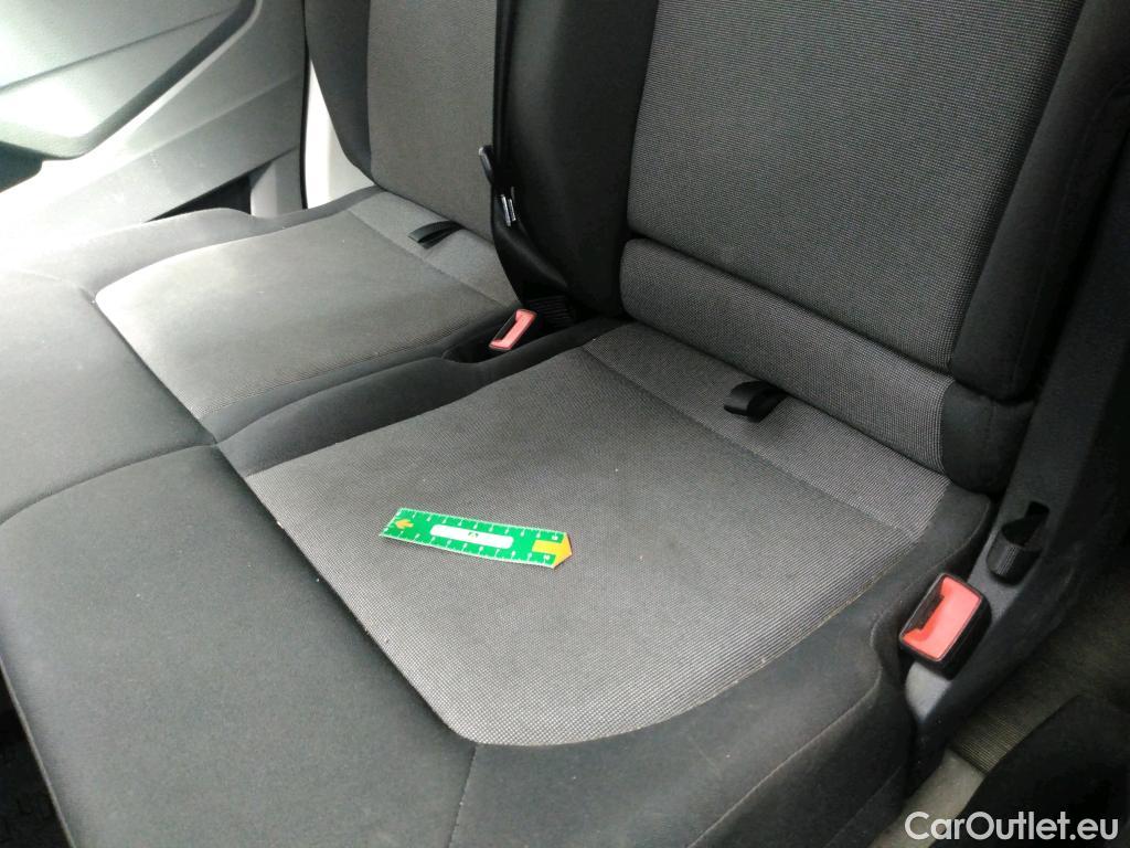  Volkswagen  Crafter VOLKSWAGEN  / 2017 / 4P / Fourgon tôlé 2.0 TDI 140 35 L4H3 Procab Business Line #112