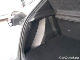  Peugeot  2008 PEUGEOT  / 2019 / 5P / CROSSOVER BLUEHDI 130 EAT8 ALLURE PACK S/S AUT. #40