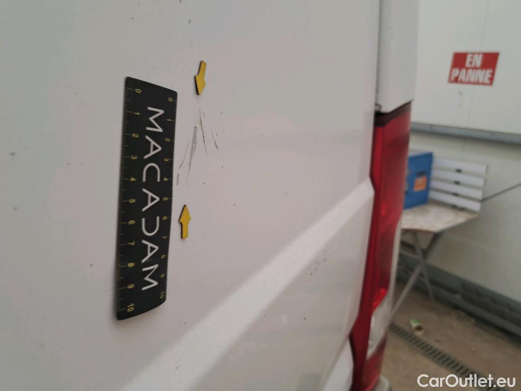  Peugeot  Boxer PEUGEOT  / 2014 / 4P / Fourgon tôlé BLUEHDI 110 PREMIUM 335 L2H2 #46