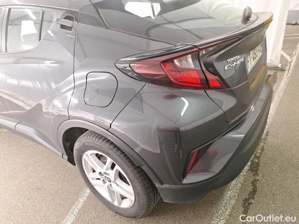  Toyota  C-HR TOYOTA  / 2016 / 5P / SUV 1.8 HYBRIDE 122 DYNAMIC BUSINESS #41