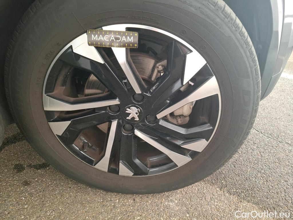  Peugeot  2008  Allure Business 1.5 HDi 130CV BVA8 E6d #25
