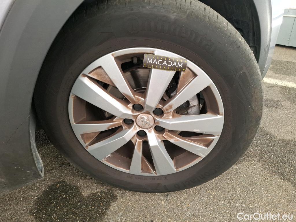  Peugeot  3008  Active Pack 1.5 HDi 130CV BVA8 E6d #1