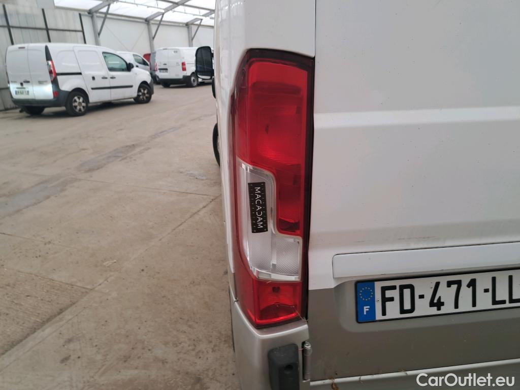  Peugeot  Boxer PEUGEOT  / 2014 / 4P / Fourgon tôlé BLUEHDI 110 PREMIUM 335 L2H2 #9