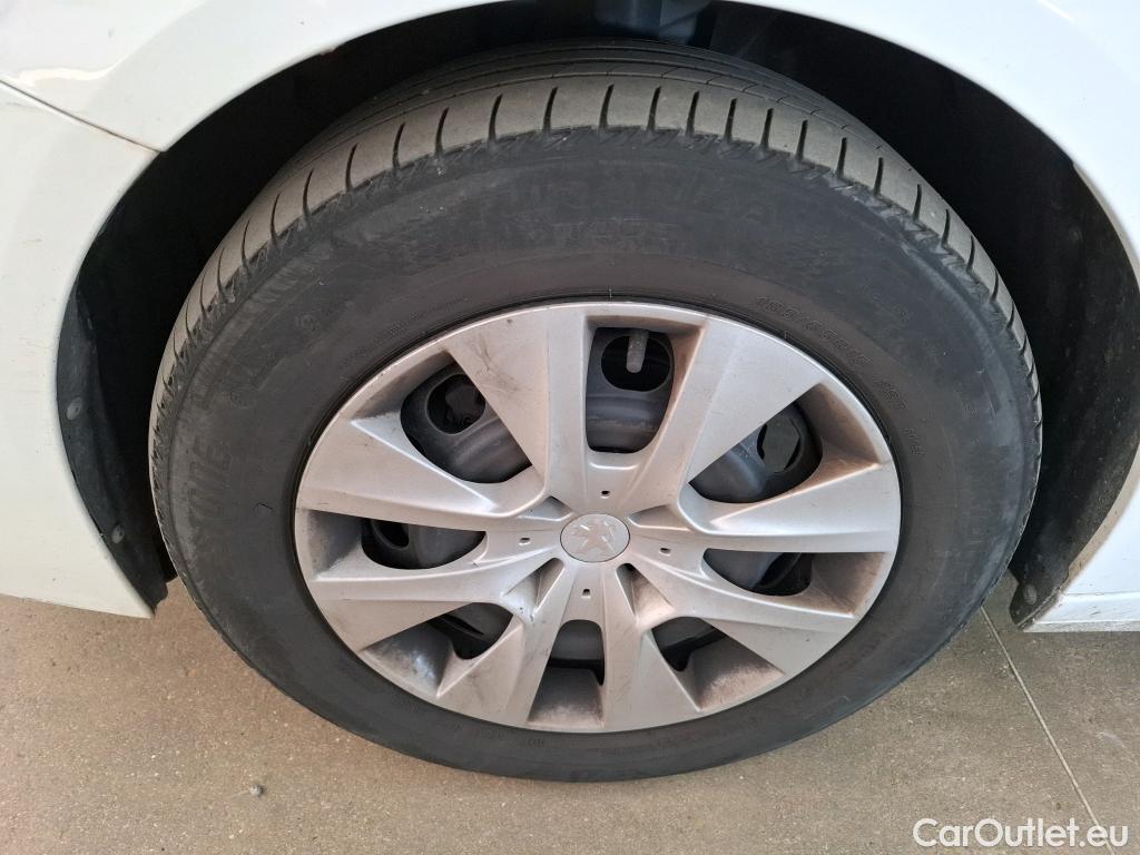  Peugeot  208  Premium 1.5 HDi 100CV BVM6 E6d #12
