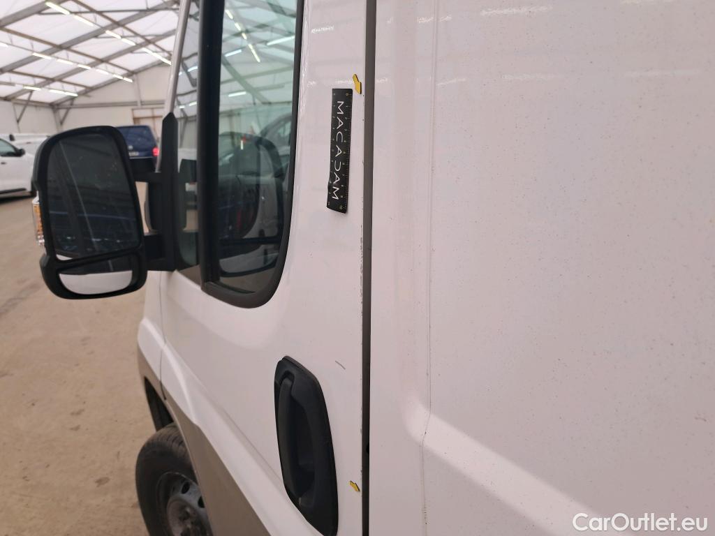  Peugeot  Boxer PEUGEOT  / 2014 / 4P / Fourgon tôlé BLUEHDI 110 PREMIUM 335 L2H2 #48
