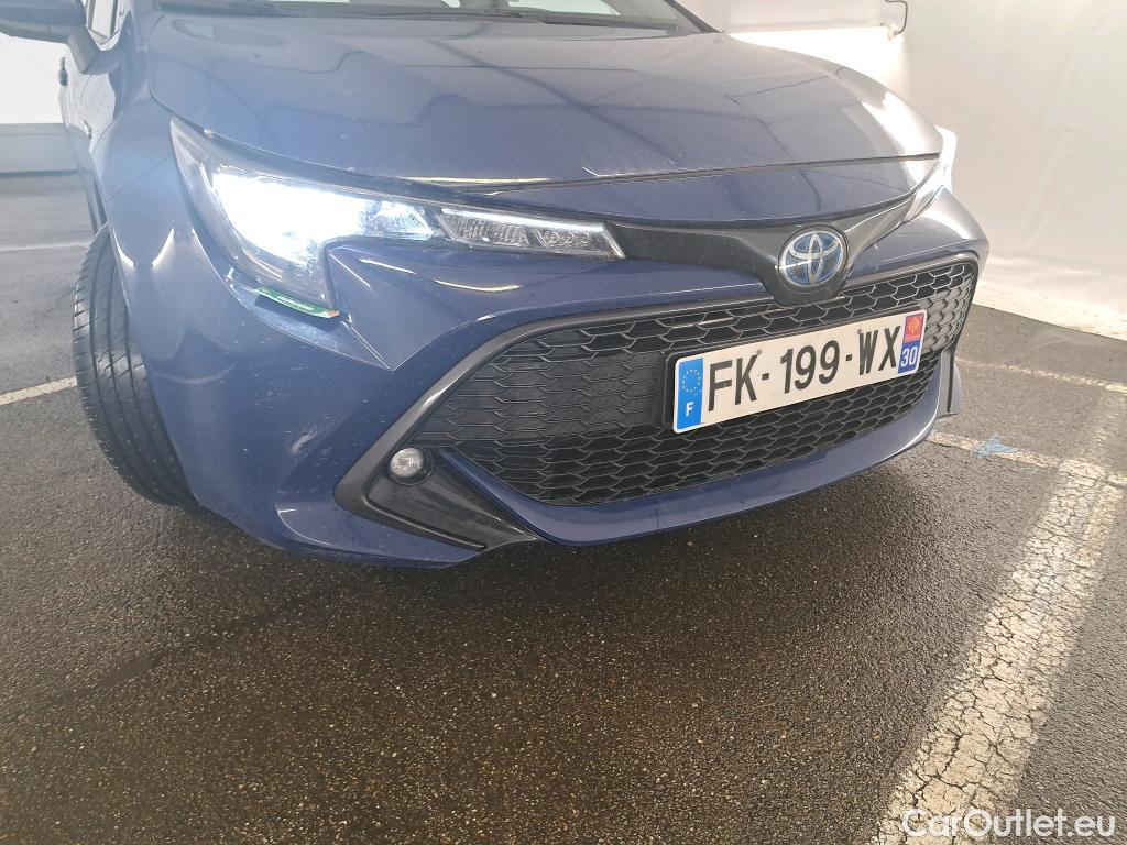  Toyota  Corolla TOYOTA  / 2018 / 5P / Berline Hybride 122h Dynamic Business #1
