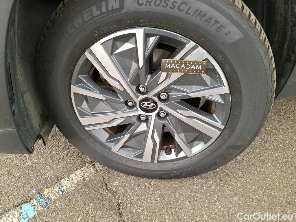  Hyundai  Tucson HYUNDAI  / 2020 / 5P / SUV 1.6 HYBRID 230 CREATIVE #8