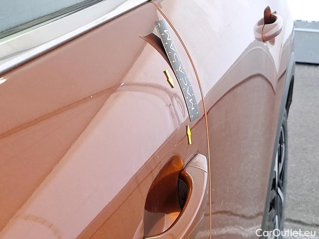  Citroen  C4  Berline Shine 1.2 PureTech 130CV BVA8 E6d #9