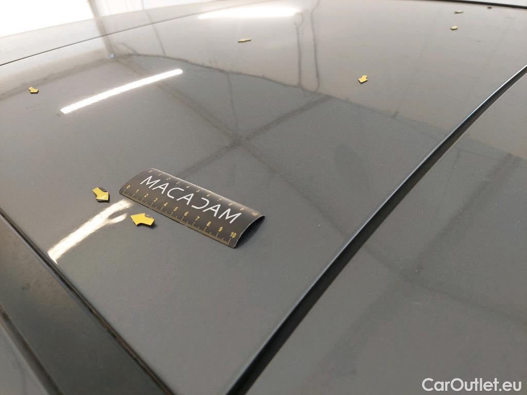  Mercedes  A-Klasse MERCEDES-BENZ Classe A 5p Berline A 180 AMG Line #17