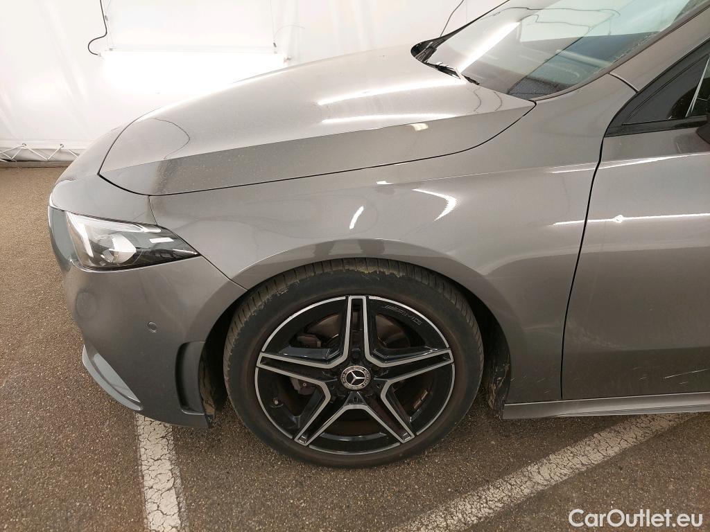  Mercedes  A-Klasse MERCEDES-BENZ Classe A 5p Berline A 180 AMG Line #90