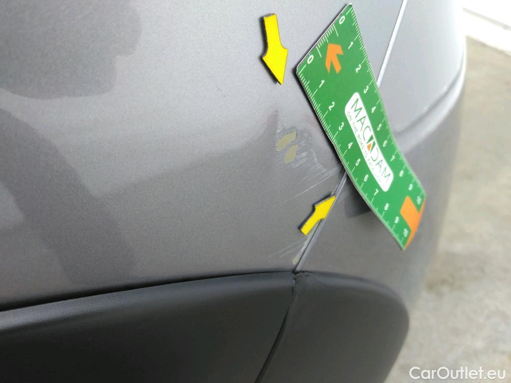  Citroen  C3  Feel Business 1.5 BlueHDI 100CV BVM5 E6dT #4