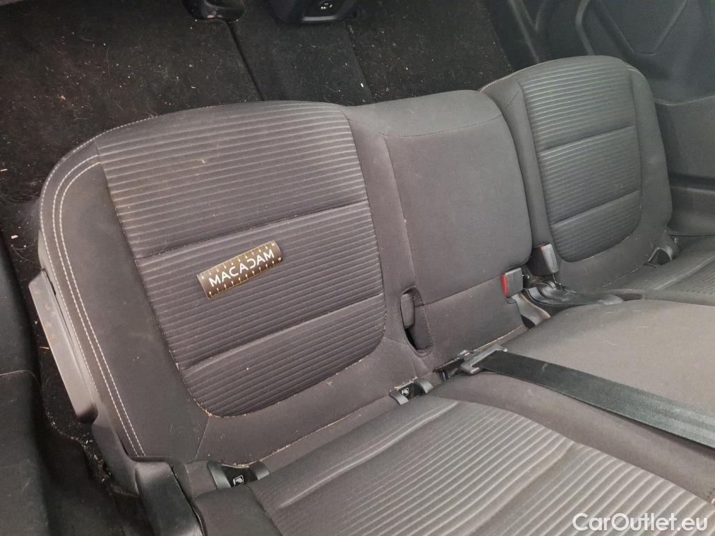  Ford  Kuga FORD  / 2019 / 5P / SUV 190 Hybrid I-AWD(FHEV) Powershi Titanium #56