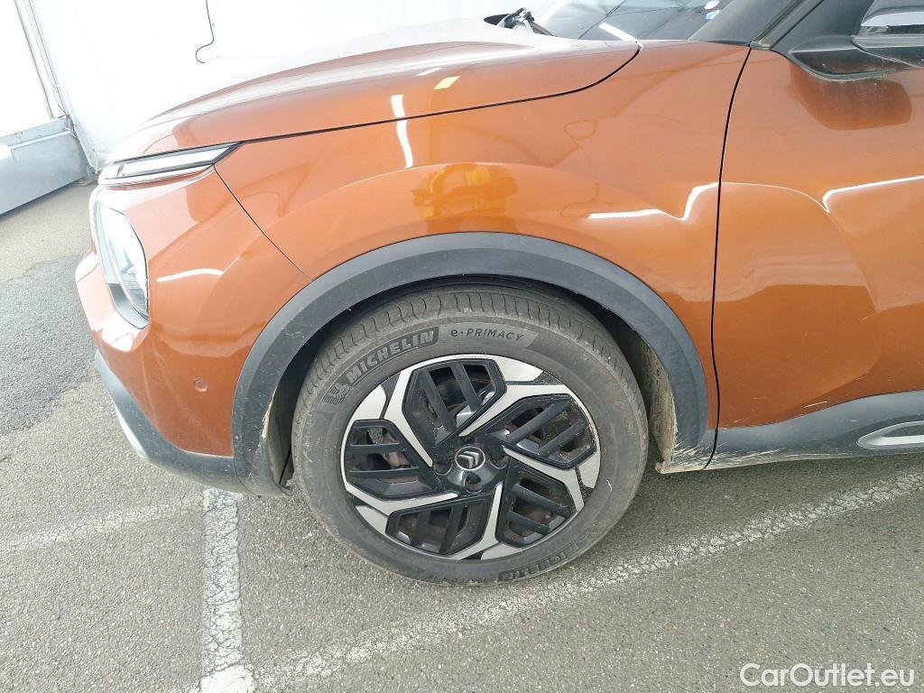  Citroen  C4  Berline Shine 1.2 PureTech 130CV BVA8 E6d #1