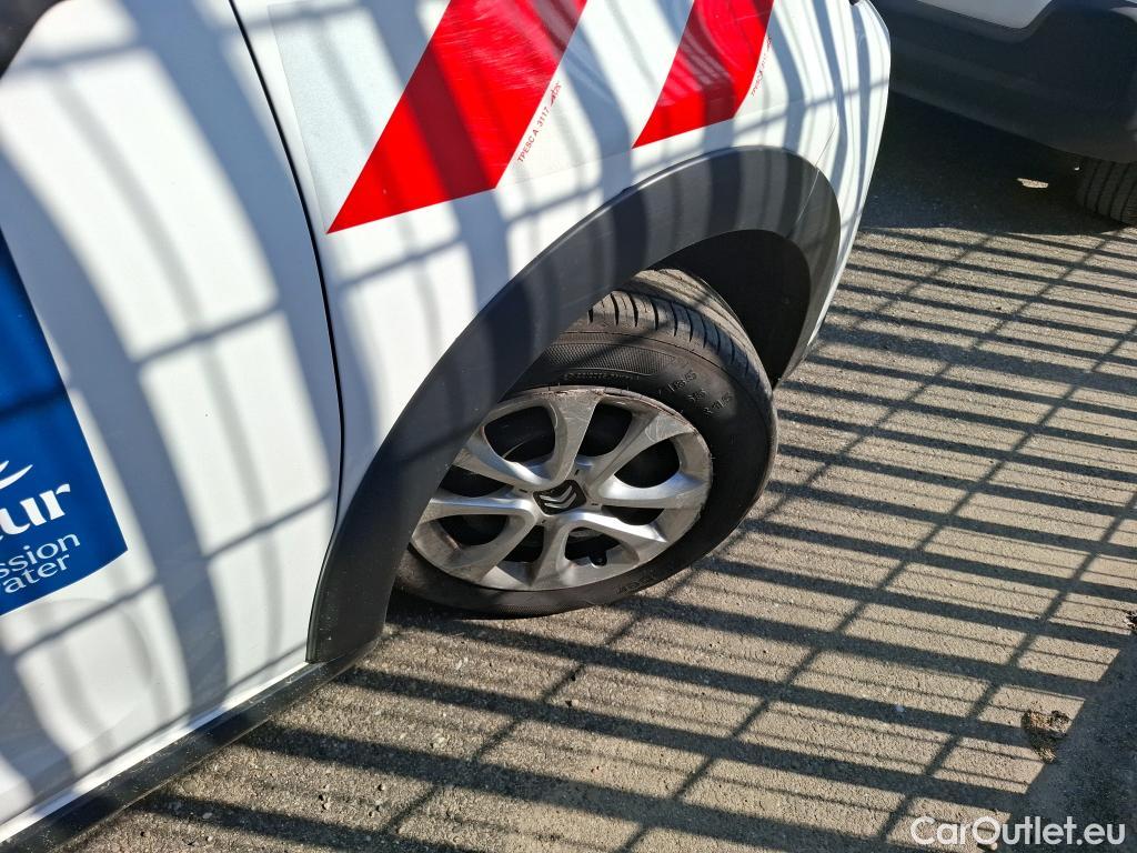  Citroen  C3  Société Feel 1.5 BlueHDI 100CV BVM5 E6dT #8