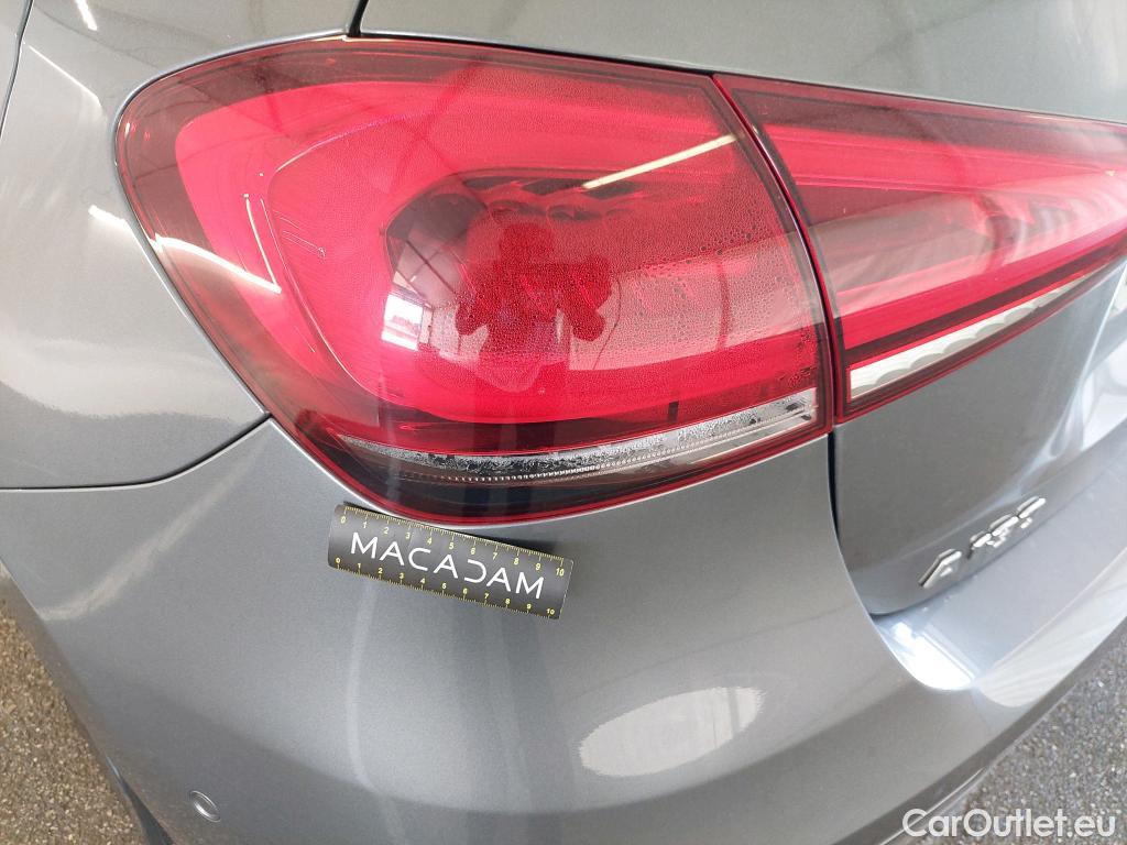  Mercedes  A-Klasse MERCEDES-BENZ Classe A 5p Berline A 180 AMG Line #46