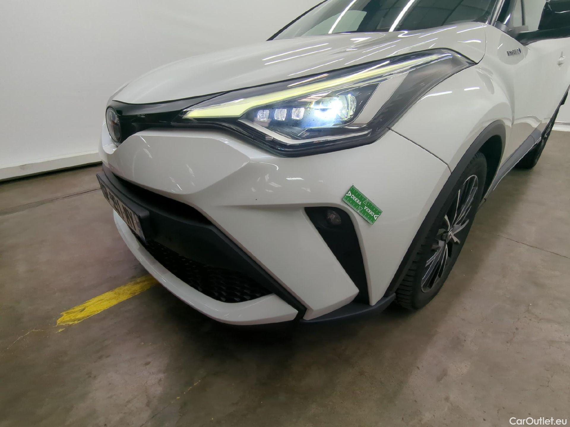  Toyota  C-HR TOYOTA  / 2016 / 5P / SUV 1.8 HYBRIDE 122 DISTINCTIVE #7