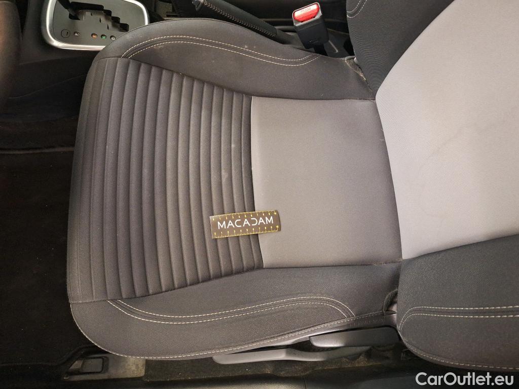  Toyota  Yaris TOYOTA  Hybride 5p Berline 1.5 VVT-I HYBRID France Business #25