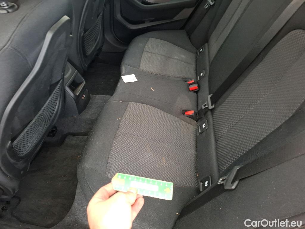  Bmw  Serie 1 Série 1 Berline 118 d Lounge 2.0 150CV BVA8 E6d #36